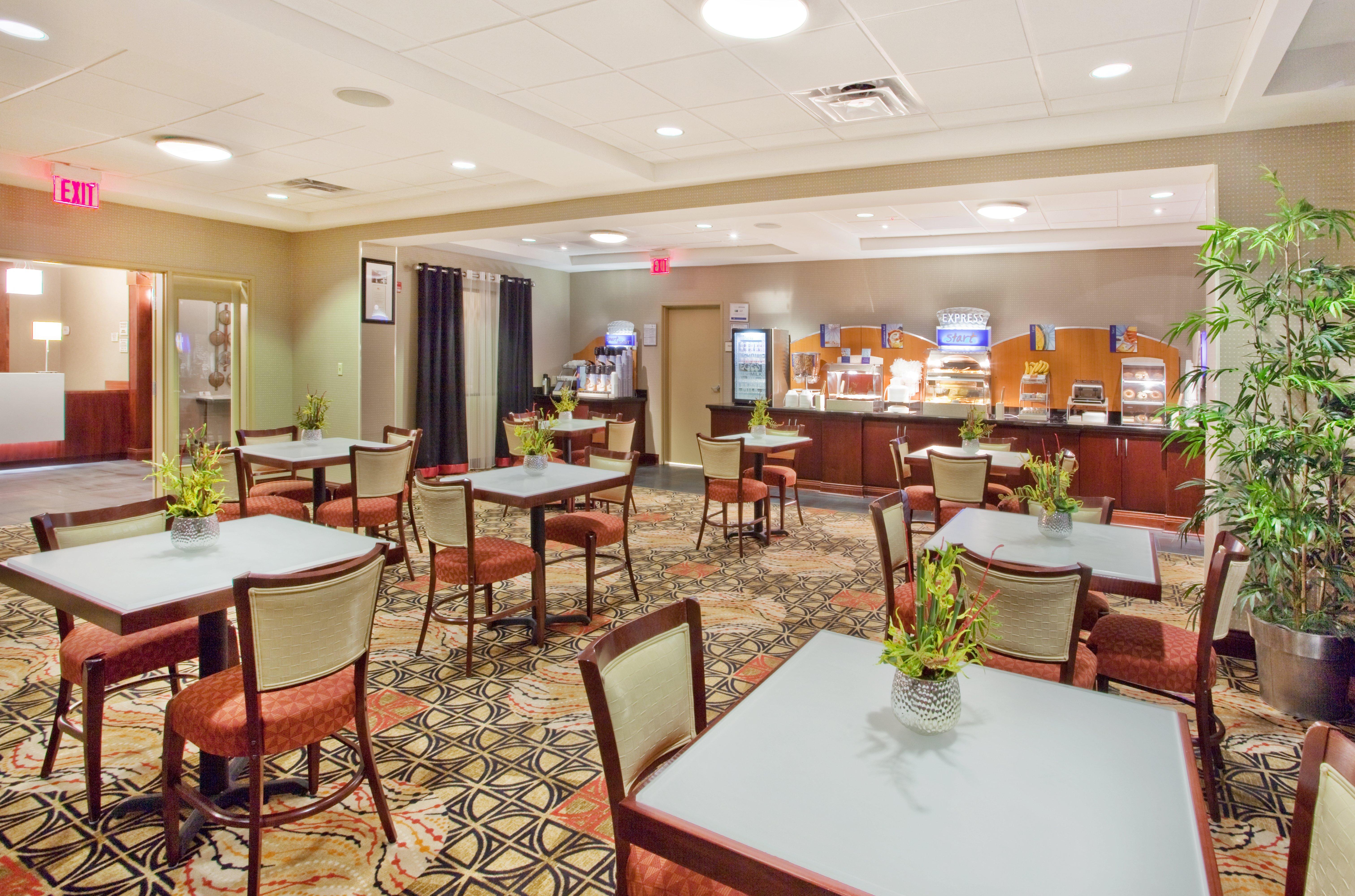 Holiday Inn Express Hotel & Suites Atlanta-Cumming By Ihg Extérieur photo